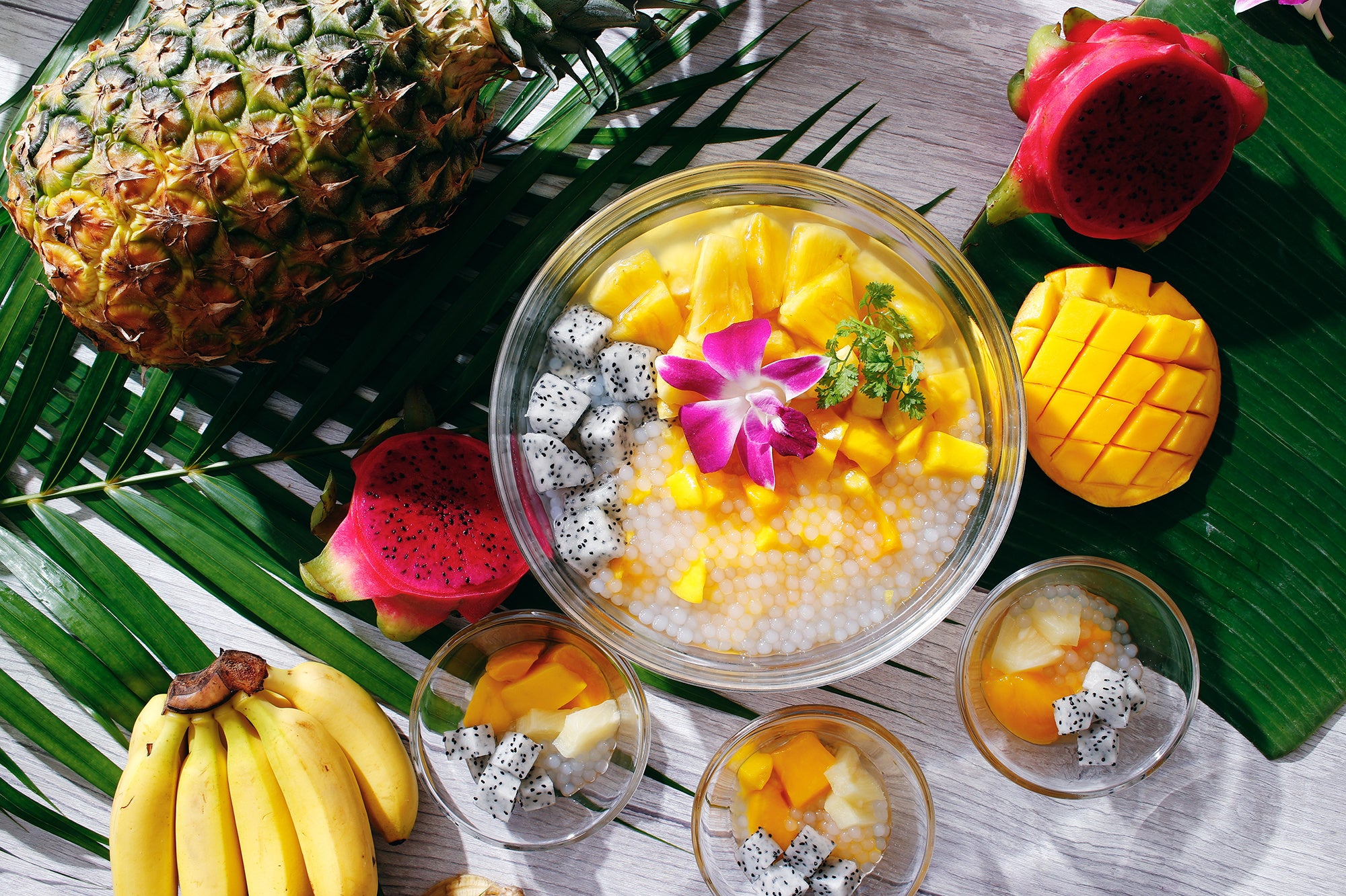 トロピカルフルーツをふんだんに使用したスイーツ