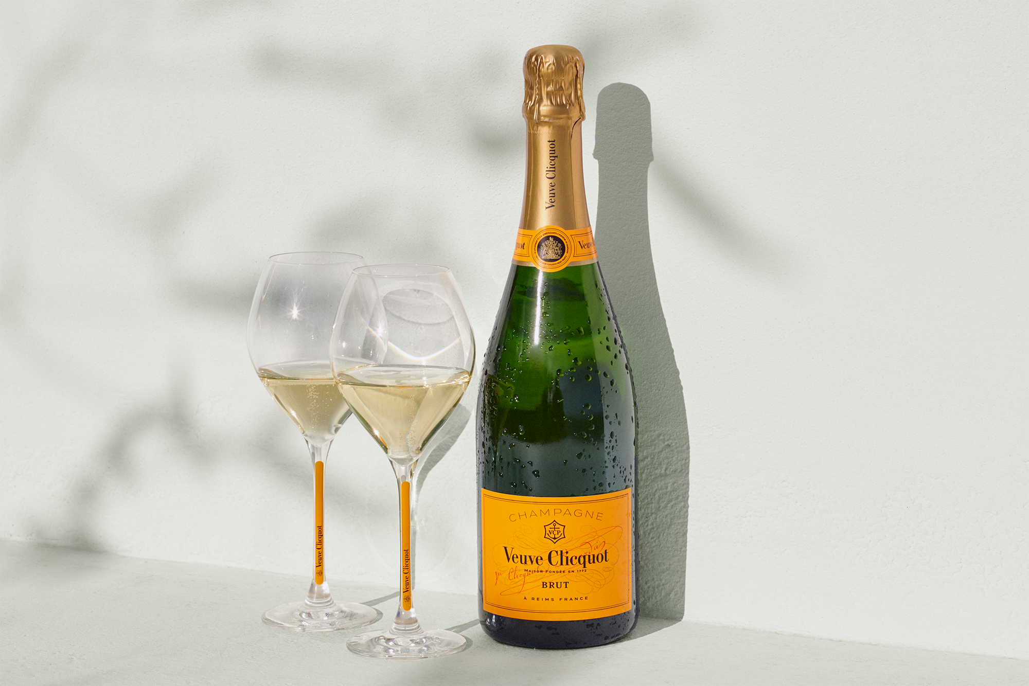 イエローラベル ブリュットはグラス1杯から楽しめる