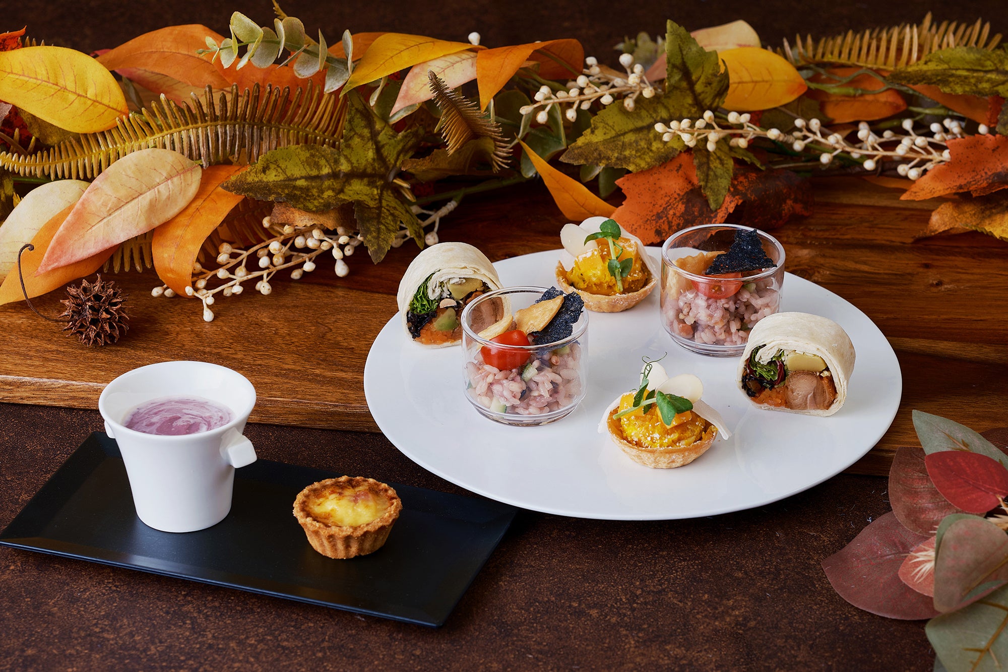 かぼちゃ、紫芋など秋の味覚をアレンジしたセイボリー（イメージ））