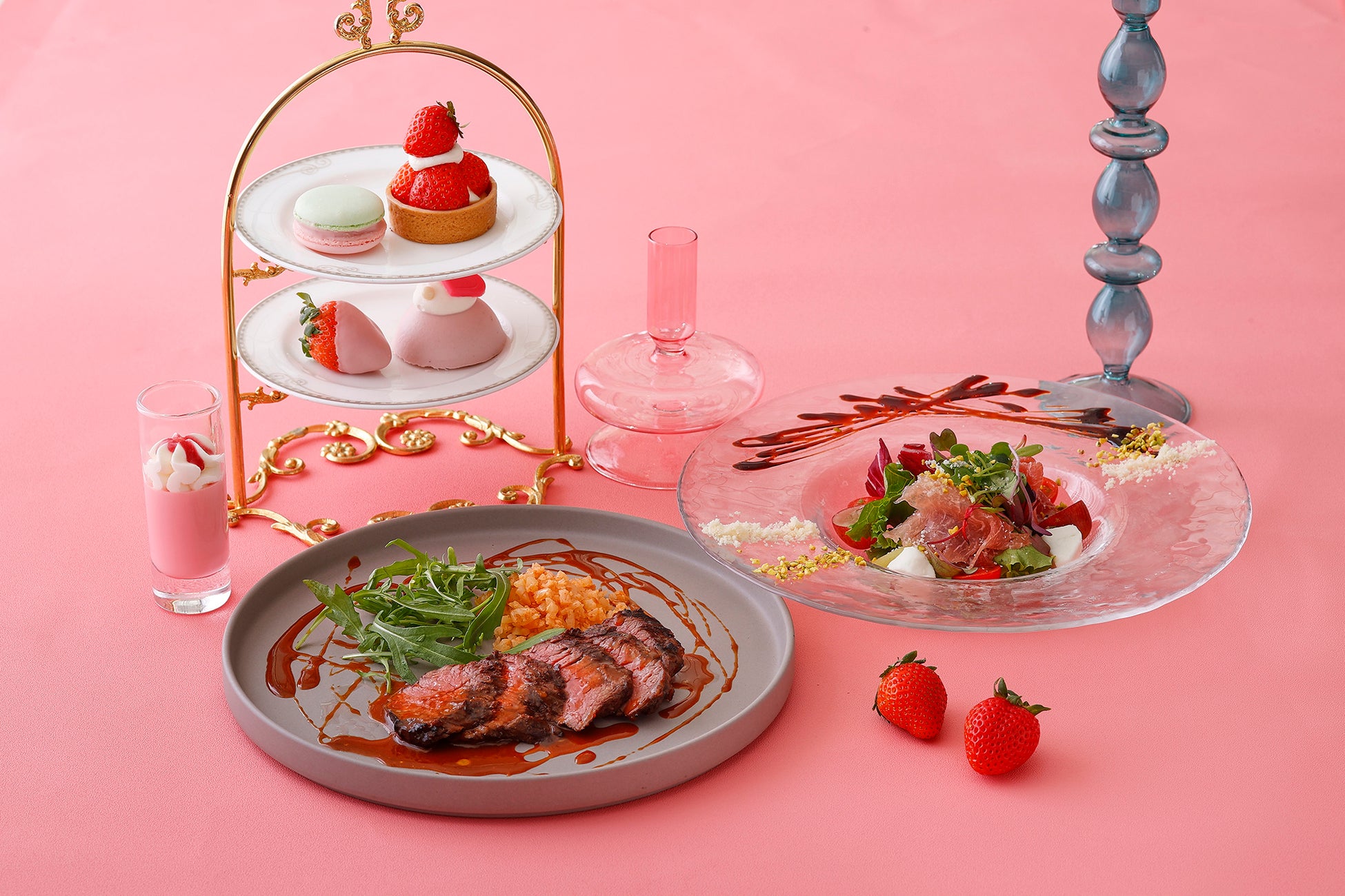 ポッピングストロベリー アフタヌーンティーが登場!苺の美味しさと乙女心を堪能しよう ポッピングストロベリー アフタヌーンティーが登場!苺の美味しさと乙女心を堪能しよう