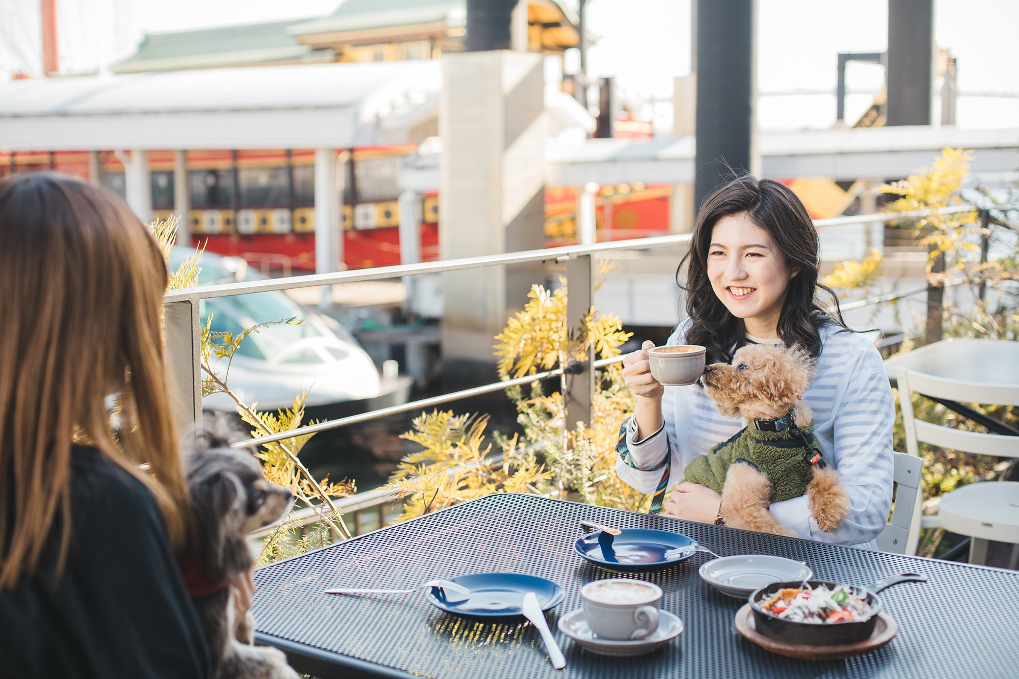ホテルから徒歩1分のところにあるカフェ