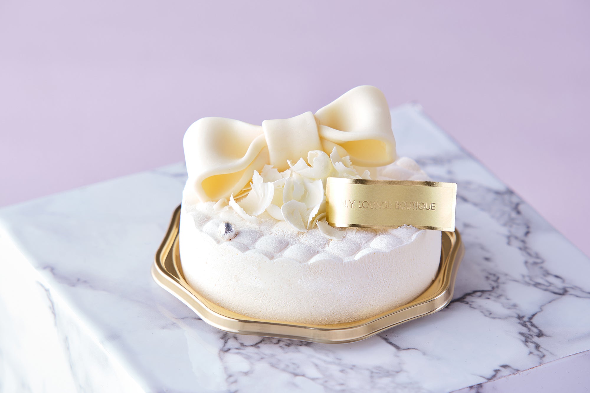 ホワイトショコラリボンケーキ（ミニサイズ）