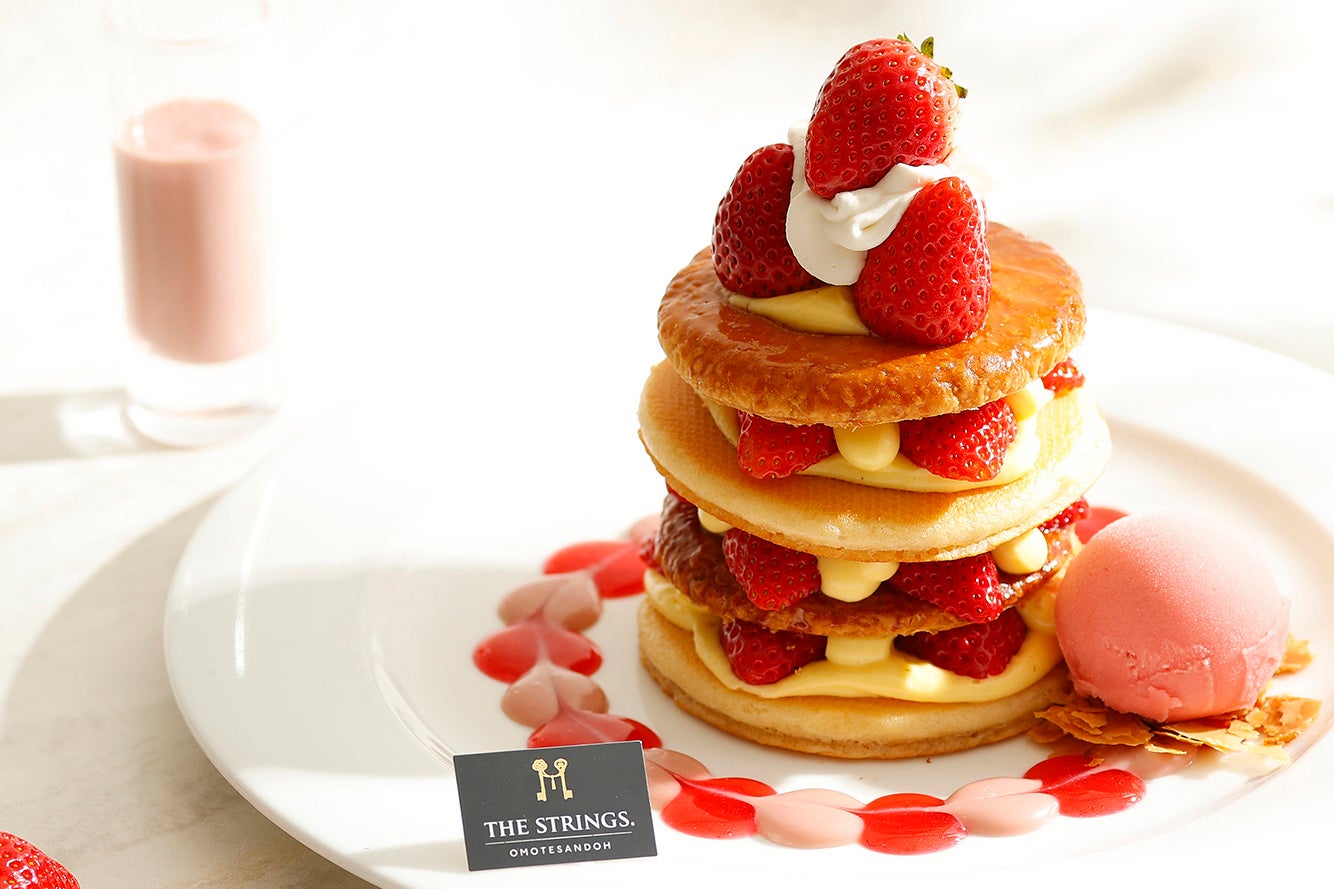 『ストロベリーミルフィーユタワーパンケーキ』（イメージ）