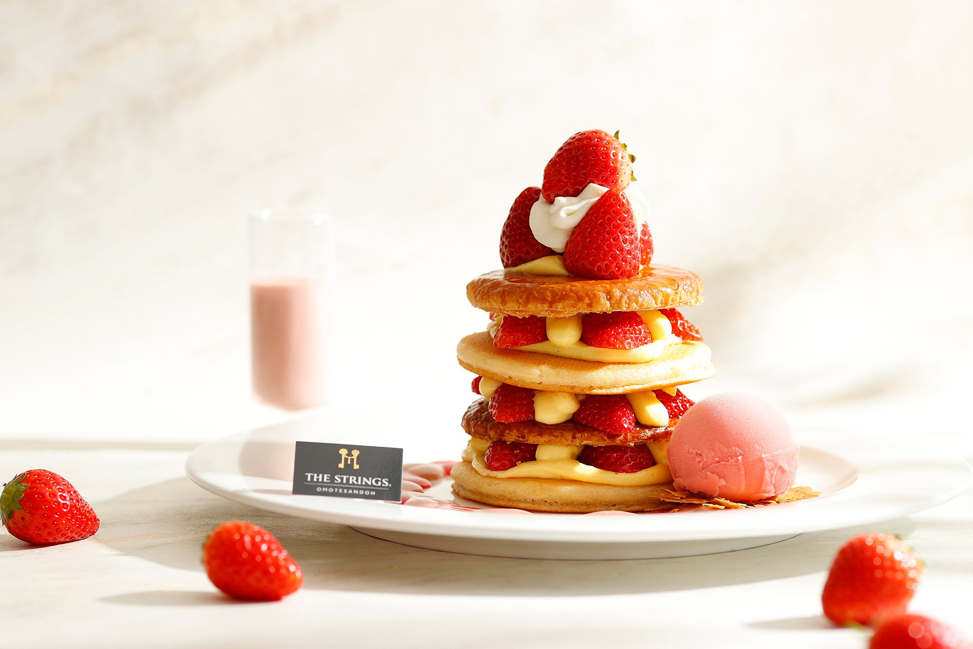 パンケーキ×ミルフィーユの贅沢なスイーツが登場