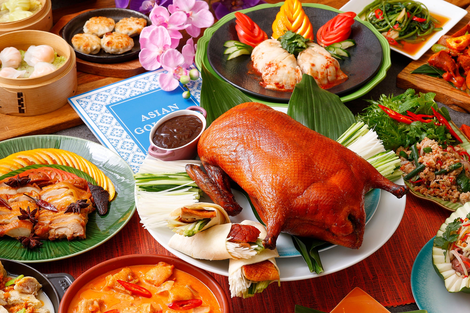 ディナー限定で提供する北京ダック