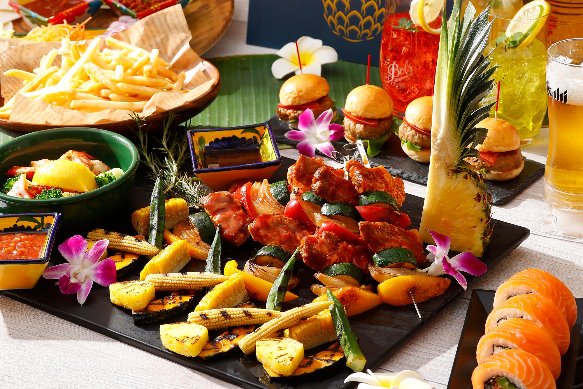 ビールと相性のよいポークブロシェットとグリル野菜