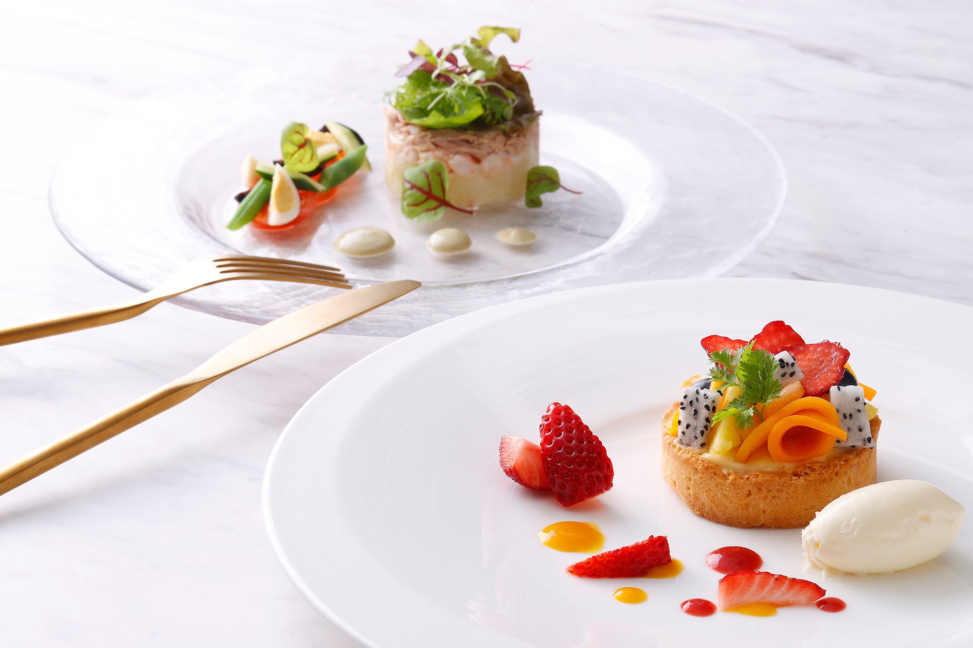 プロが教えるフレンチ「サラダ ニソワーズ」と「フルーツタルト」（イメージ写真）