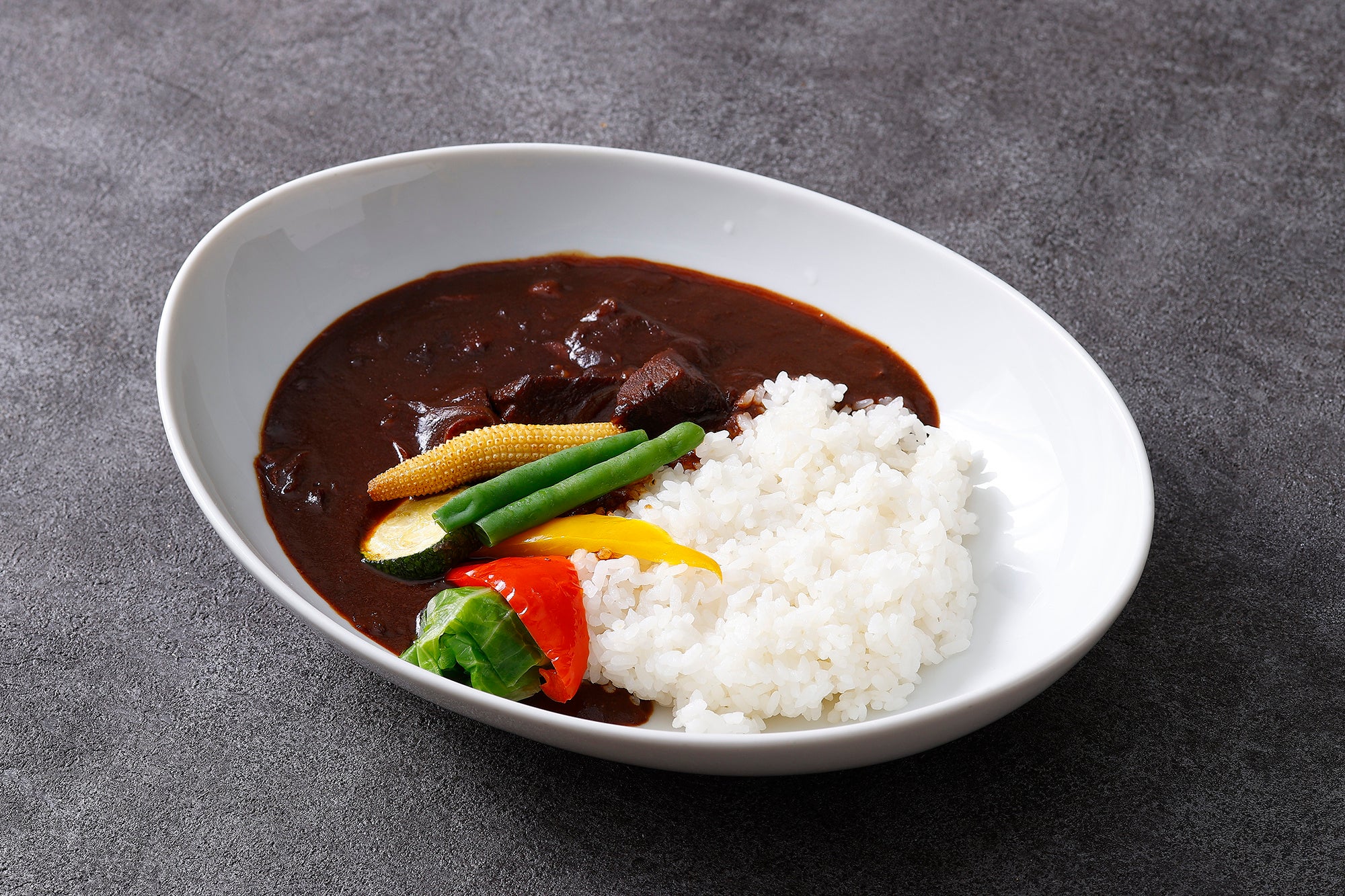 牛ほほ肉のフォンド･ヴォー ビーフカレー