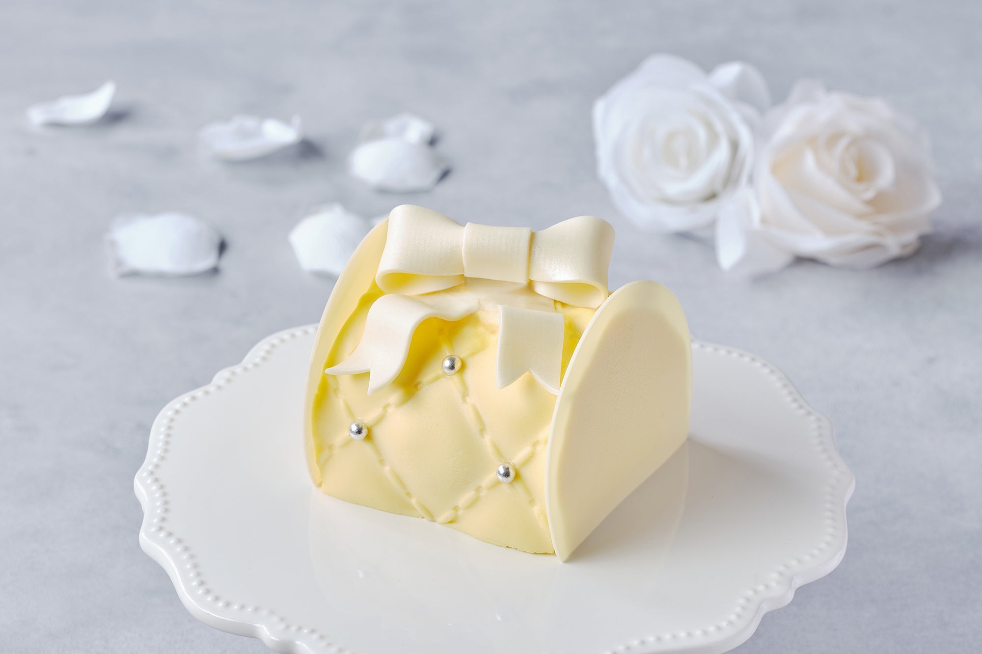 特別なホワイトデーを演出する限定ケーキとディナープランが登場