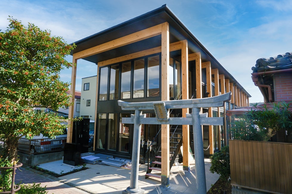 鎌倉市大船・山蒼稲荷神社の参道に連なる なりわい賃貸住宅 『kuguru(くぐる)』ついに完成!内覧会開催のお知らせ