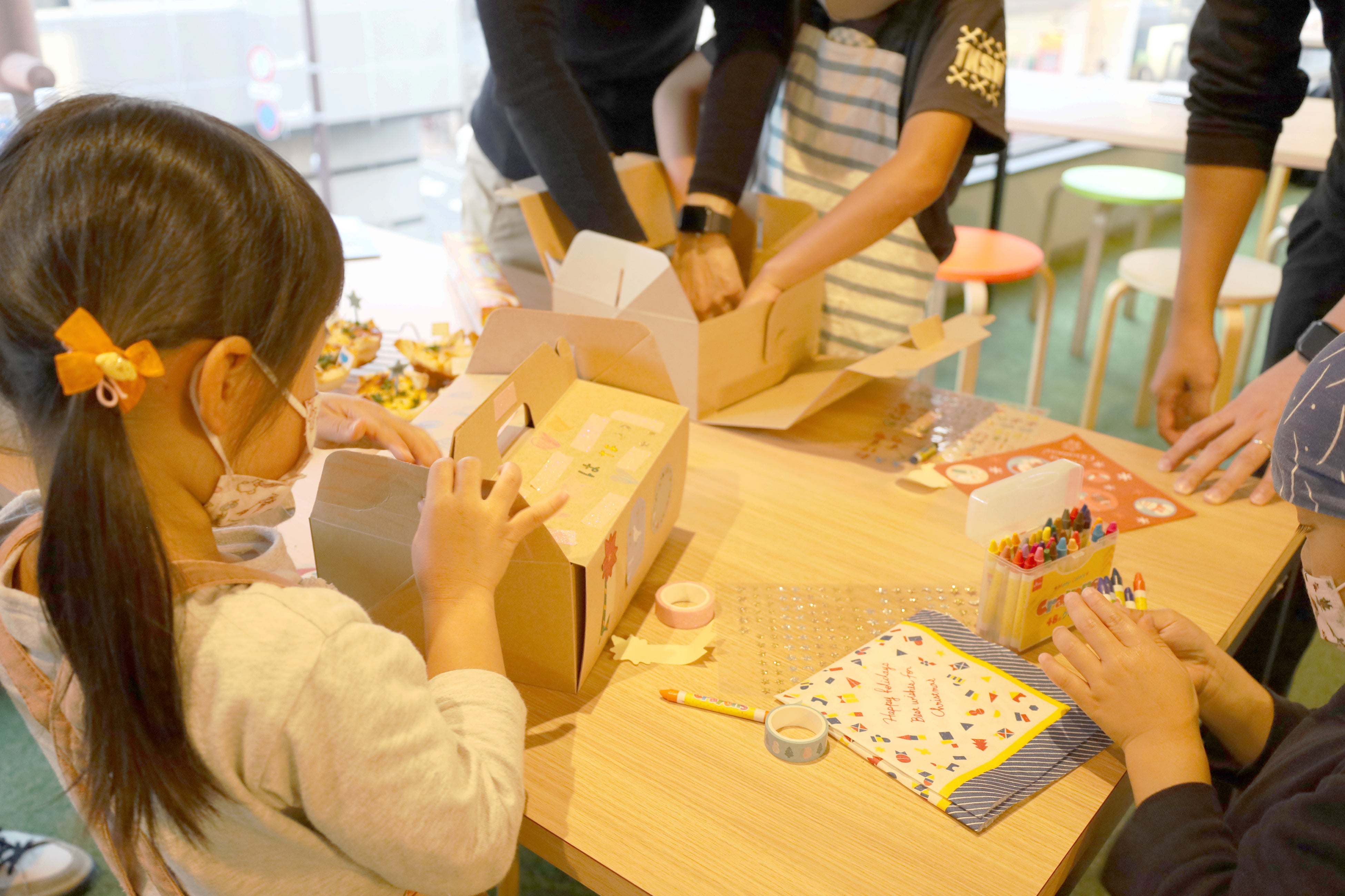お持ち帰り用のBOXデコレーション