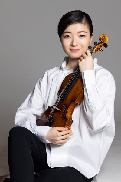 10月定期ソリスト中野りな（ヴァイオリン）　(C)kisekimichiko