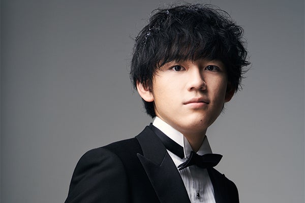 ピアニスト　亀井聖矢 (C)平舘平