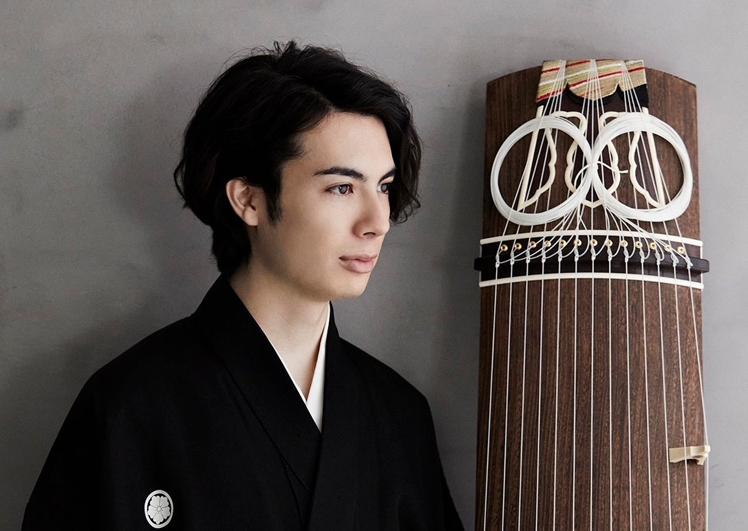 箏アーティスト　LEO　(C)Nippon Columbia