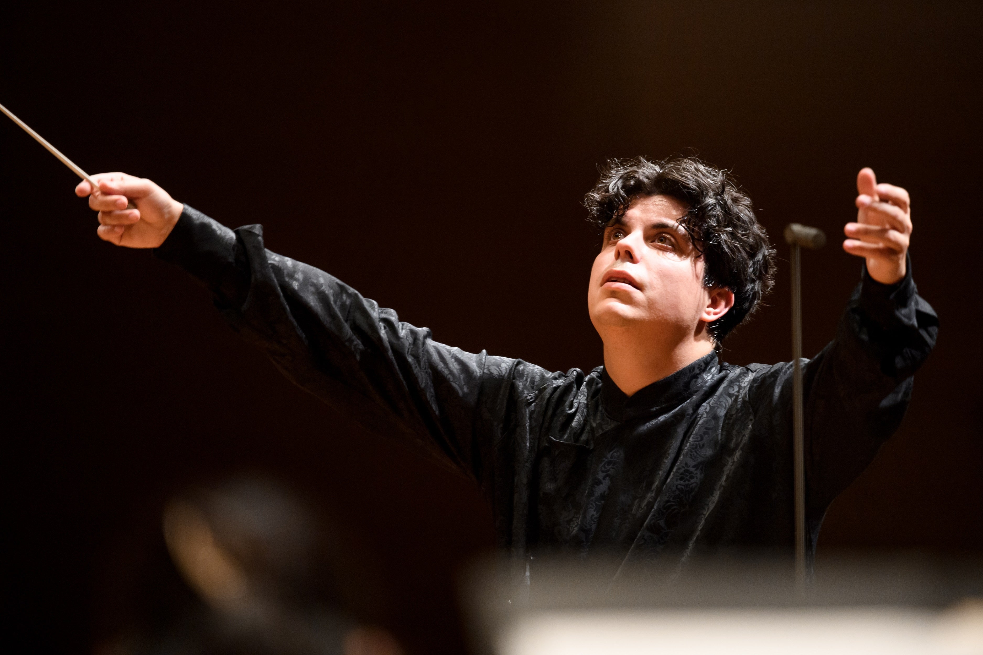 東京フィル首席指揮者アンドレア・バッティストーニ（3月・11月） (C)青柳聡