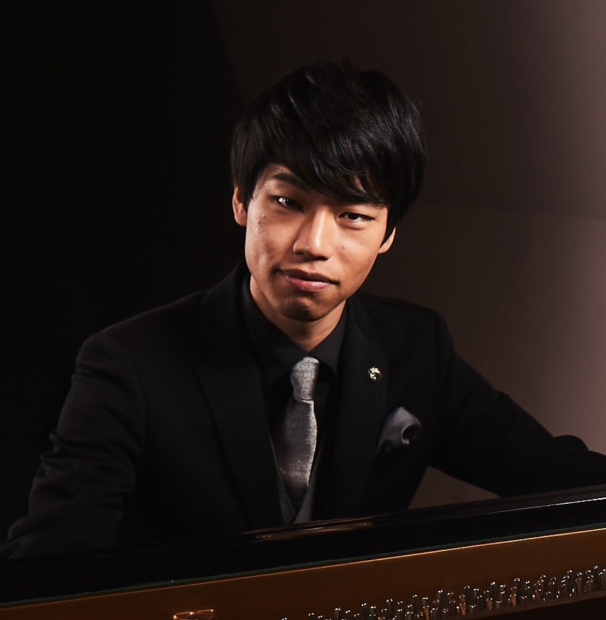 ピアノ　務川慧悟（6月）　(C)M.Yamashiro