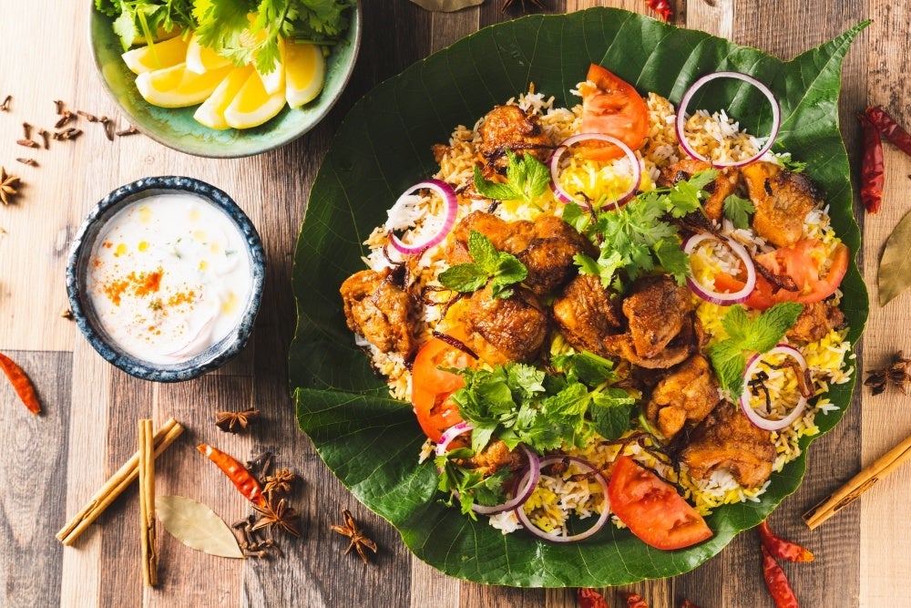 スパイス香るアマハジ特製のチキンビリヤニ