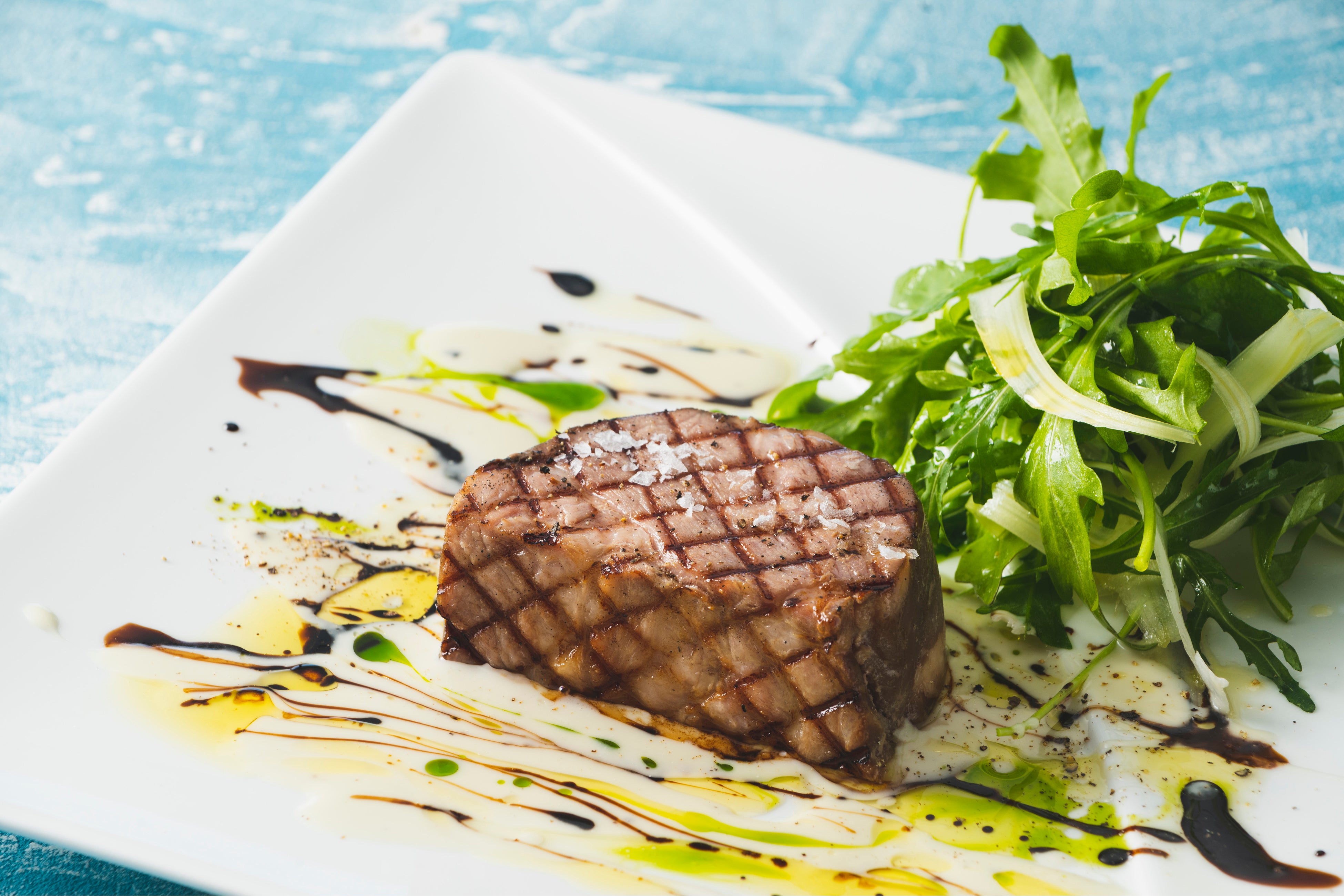 沖縄県産豚肩肉のグリル