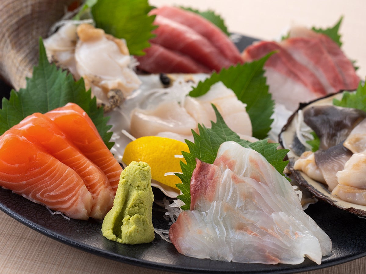 【UMI】函館朝市直送便 本日の鮮魚お刺身盛り 2980円 （7点盛り）