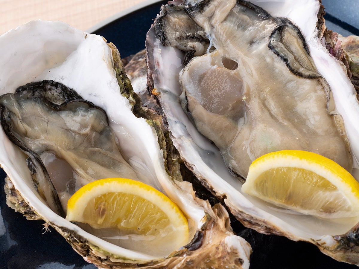 【UMI】噴火湾牡蠣 生牡蠣 600円