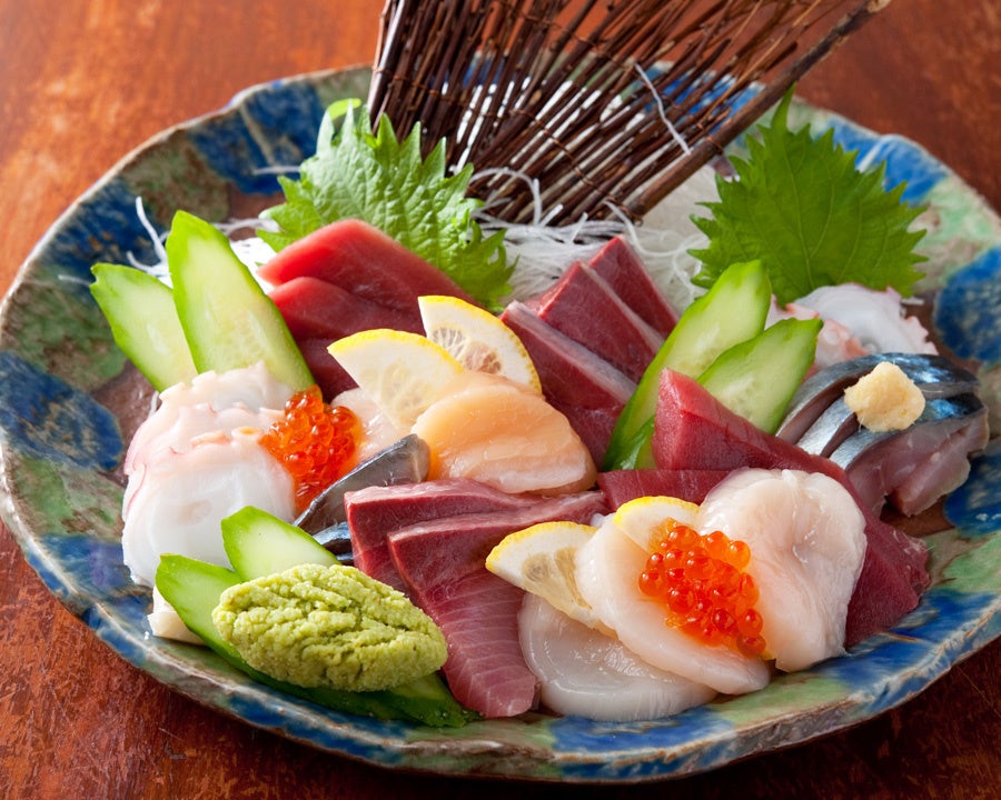 毎⽇仕⼊れる新鮮なお⿂はサービス・ボリューム共に満点