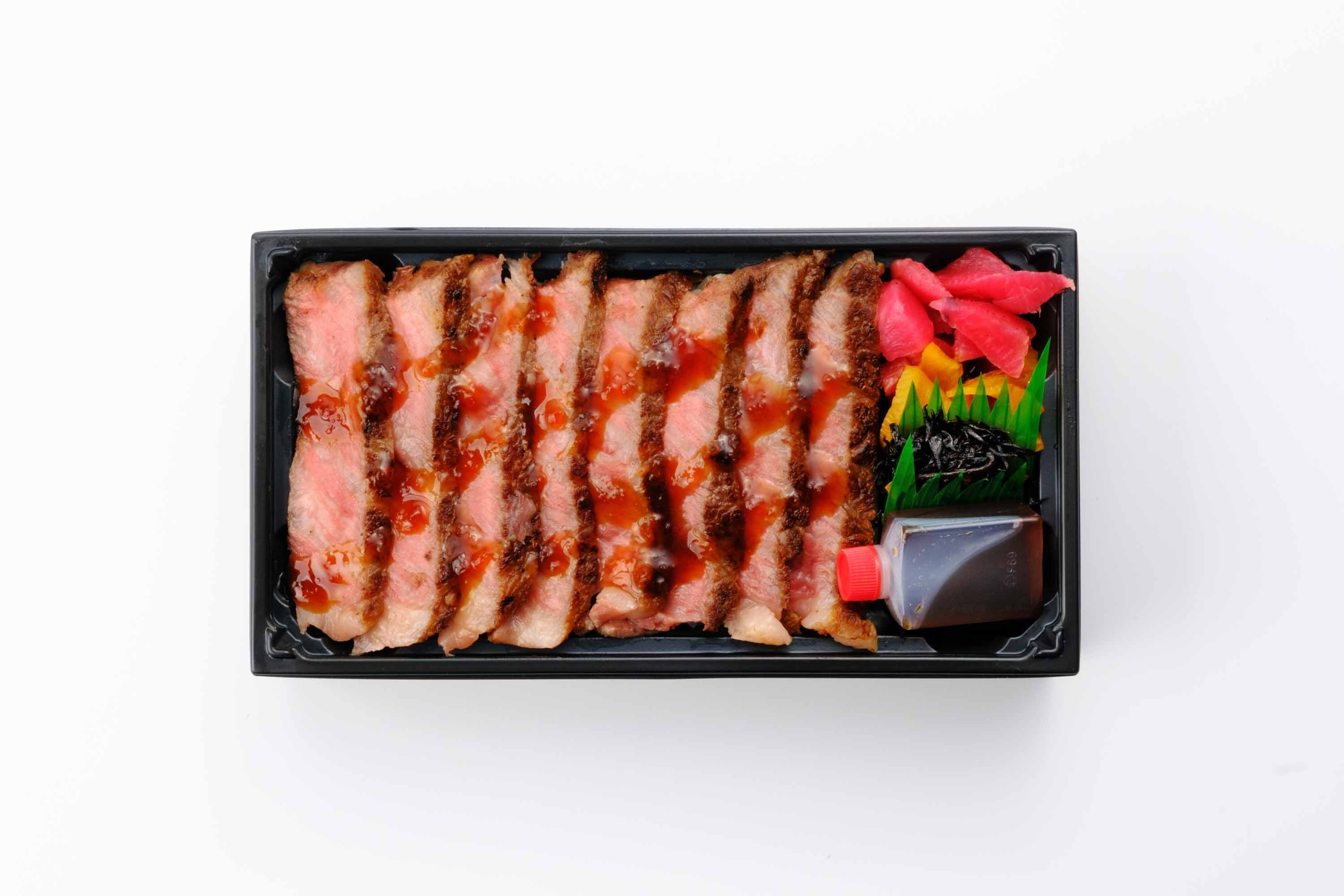 コロナ後のトレンド⁉　お肉堪能弁当が人気！