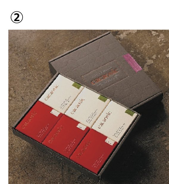 ふわっとほどける新食感の苺チョコレートサンドが登場