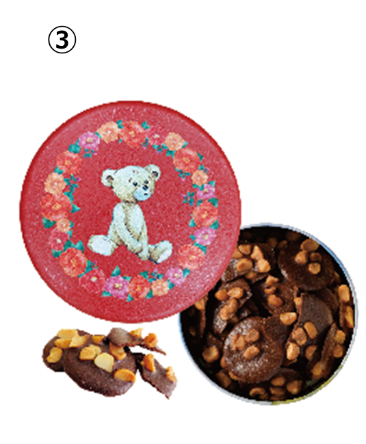 シーズンごとにデザインが変わるテディベア缶が大人気！