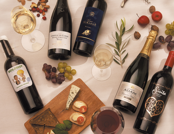 日本最古のワインフェス、約2万本出品 第104回 世界の酒と