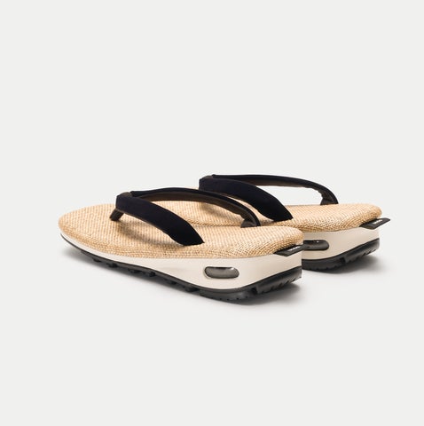 雪駄×スニーカー「unda-雲駄-」。数量限定でHYPE DROP by SNKRDUNKにて 雪駄×スニーカー「unda-雲駄-」。数量限定でHYPE DROP by SNKRDUNKにて