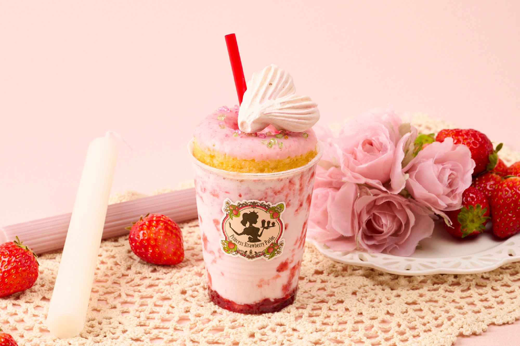 プリンセスないちごスイーツを販売するキッチンカー「プリンセス