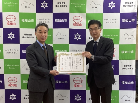 ＜左：大橋市長 右： 柴田社長＞