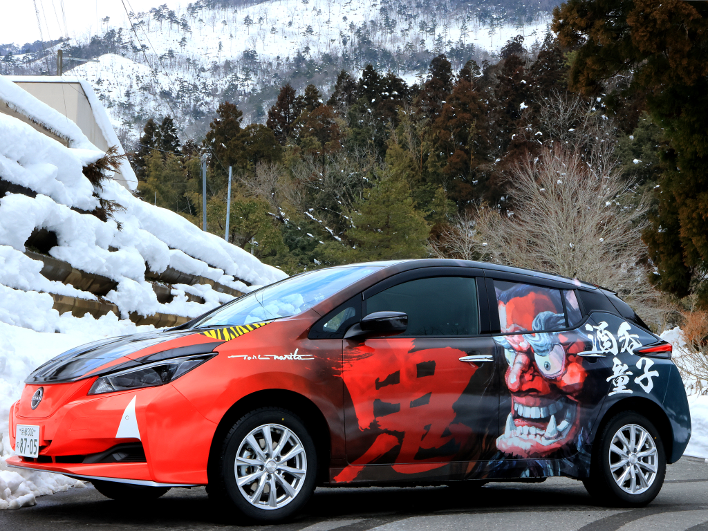 街で1台の激レア車！鬼のラッピングカー「鬼タク 特別仕様車」出発！鬼