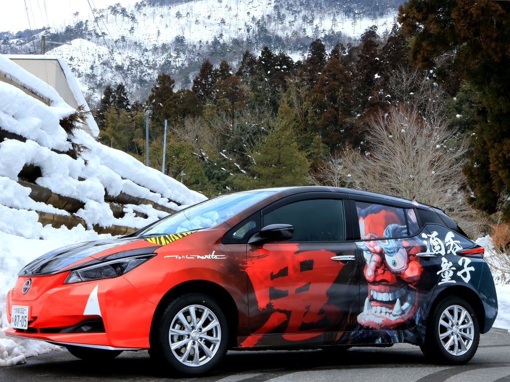 街で1台の激レア車!鬼のラッピングカー「鬼タク 特別仕様車」出発!鬼 街で1台の激レア車!鬼のラッピングカー「鬼タク 特別仕様車」出発!鬼