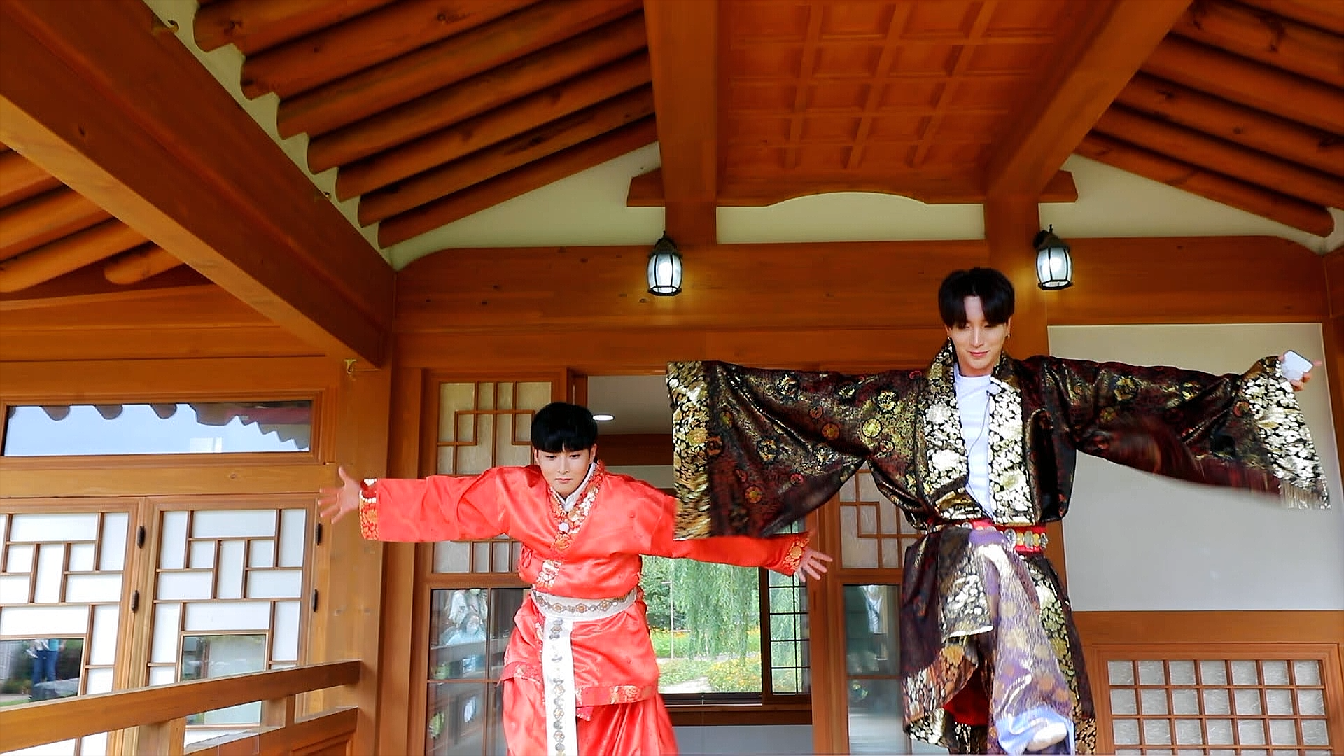 『SUPER JUNIORの充電100％ スーパートリップ』©2021 SM Culture & Contents Co., Ltd. All Rights Reserved.