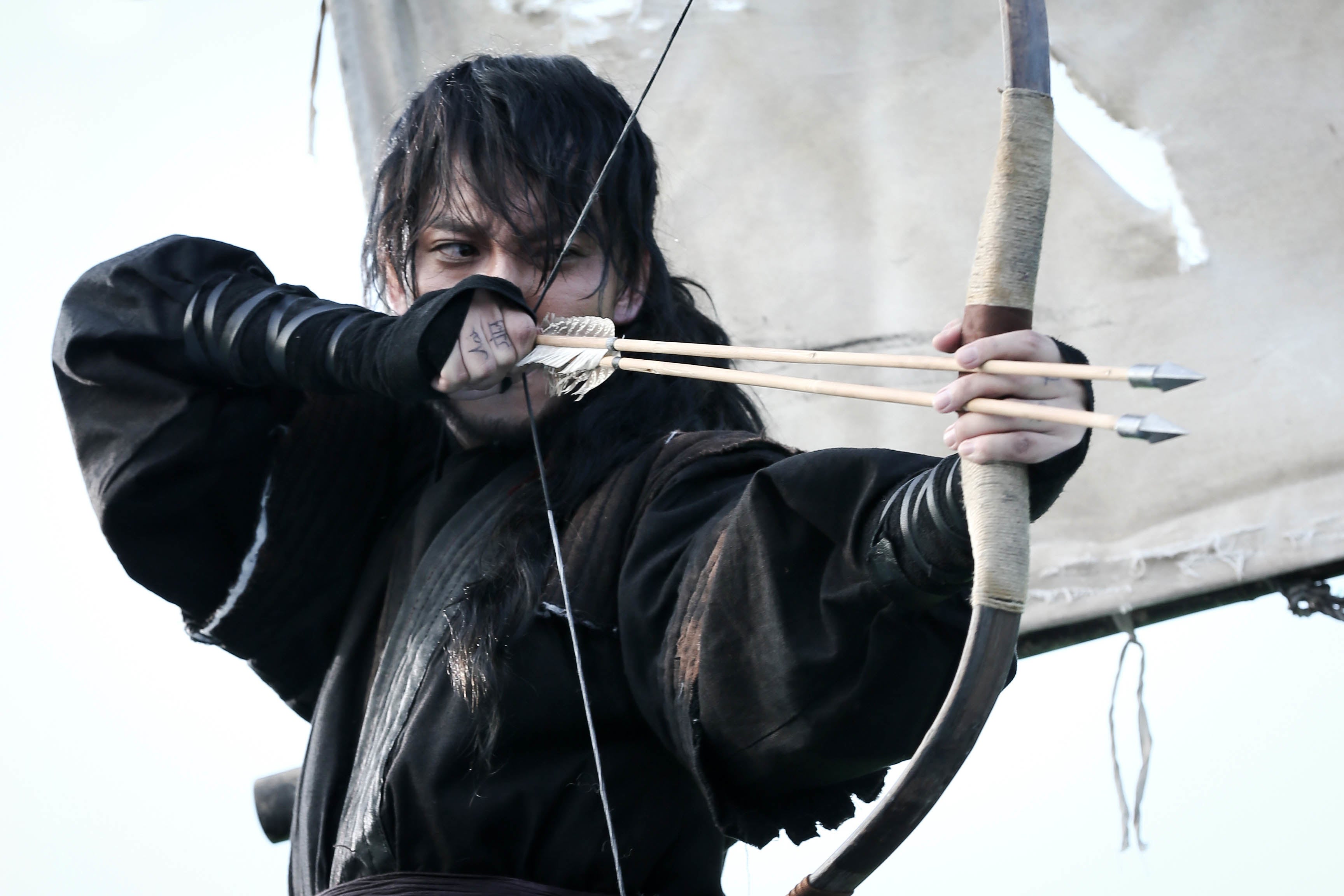 『パイレーツ』© 2014 LOTTE ENTERTAINMENT All Rights Reserved.