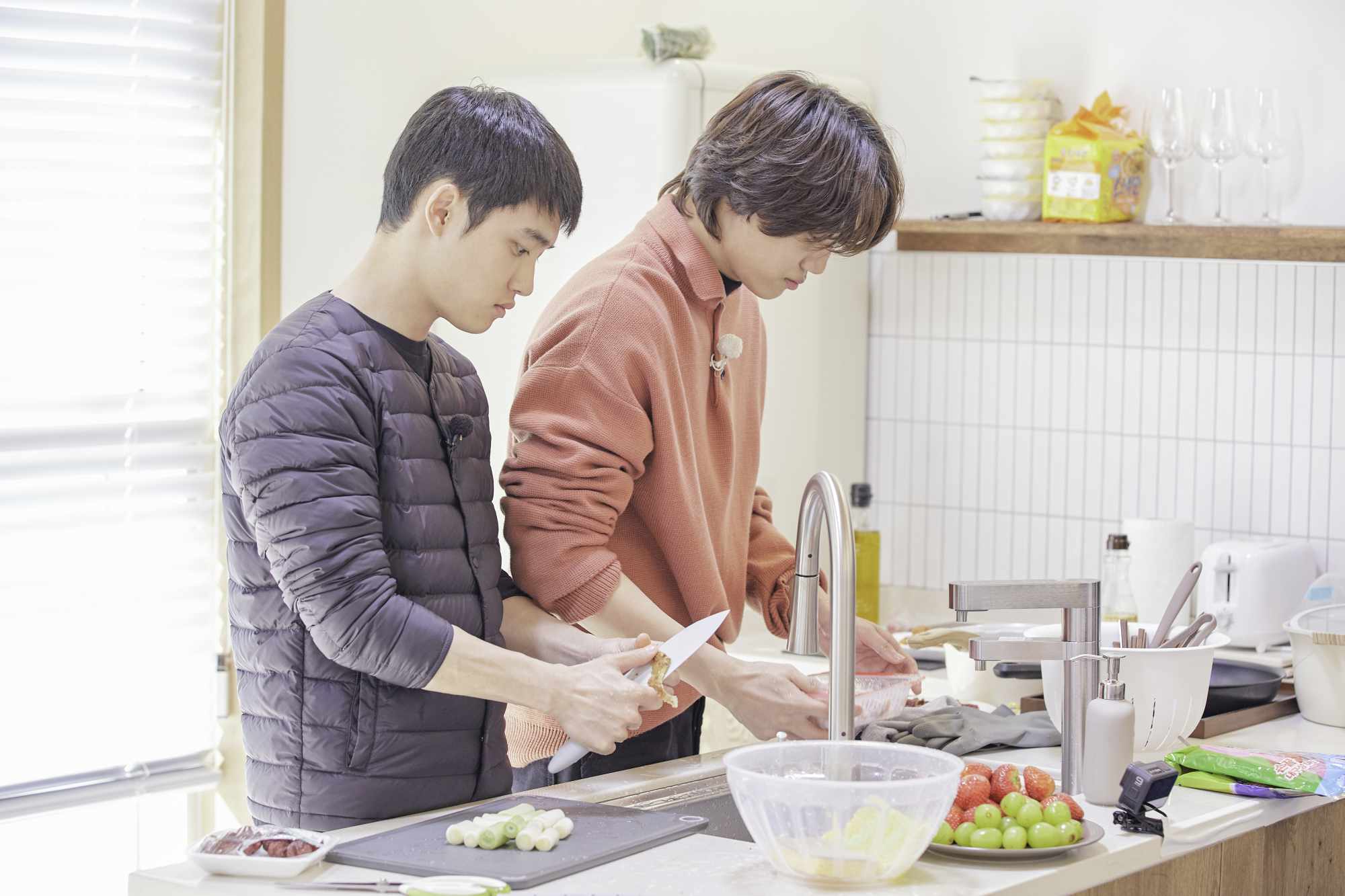 『EXOのあみだで世界旅行～南海編～』©2022 wavve, SM Culture & Contents Co., Ltd. All Rights Reserved.