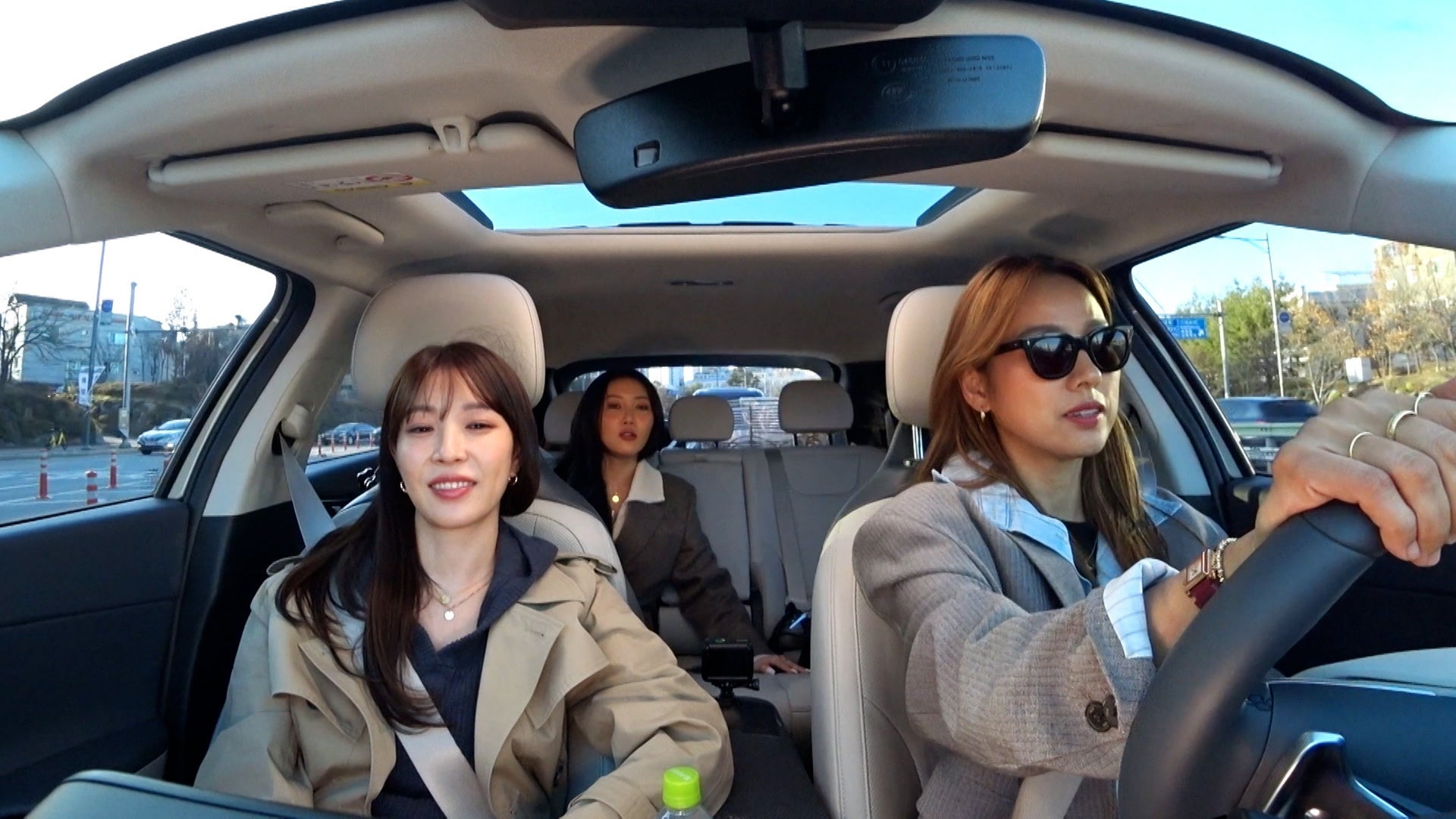 『ヒョリのソウル・チェックイン』© TVING Co., Ltd, All Rights Reserved.