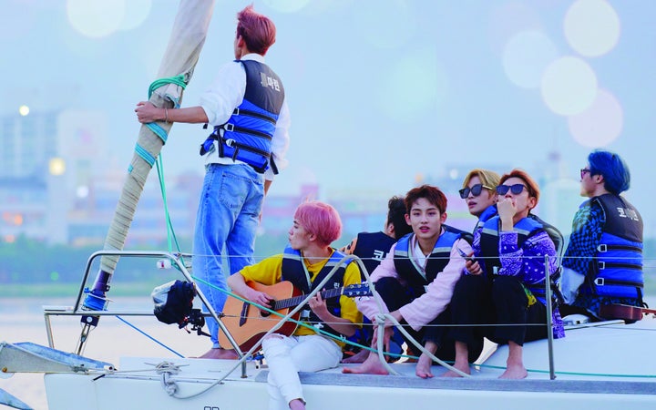 KNTVが4月にSMアーティスト特集!東方神起、SUPER JUNIOR、NCT、WayVの魅力満載バラエティ放送 KNTVが4月にSMアーティスト特集!東方神起、SUPER JUNIOR、NCT、WayVの魅力満載バラエティ放送