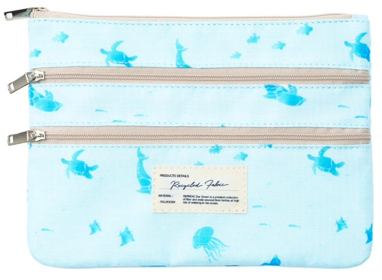 『海洋ゴミからつくったポーチ』