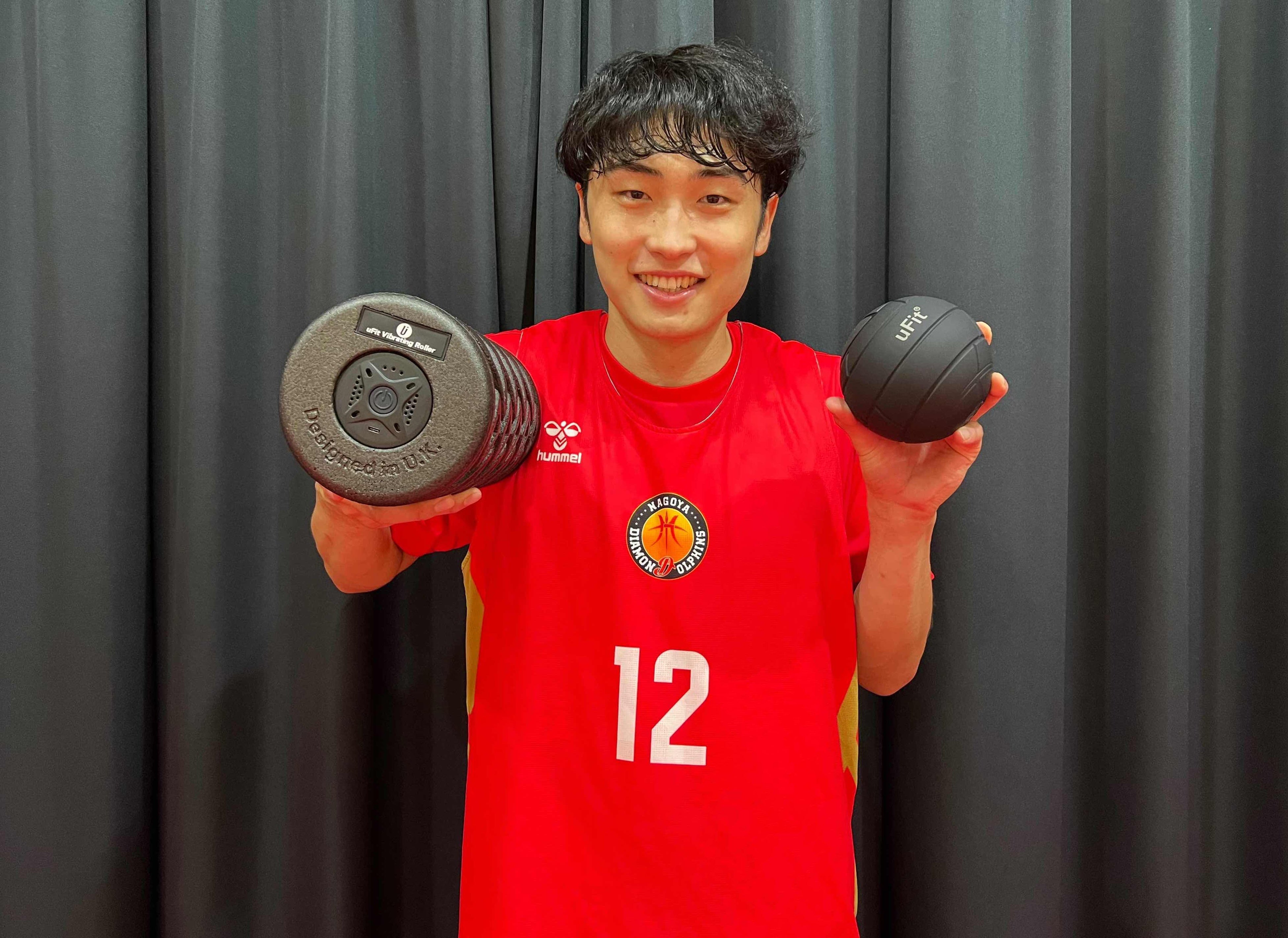 画像左：電動フォームローラー「uFit Vibrating Roller」 画像右：電動ストレッチボール「uFit Vibrating Ball」©NAGOYAD