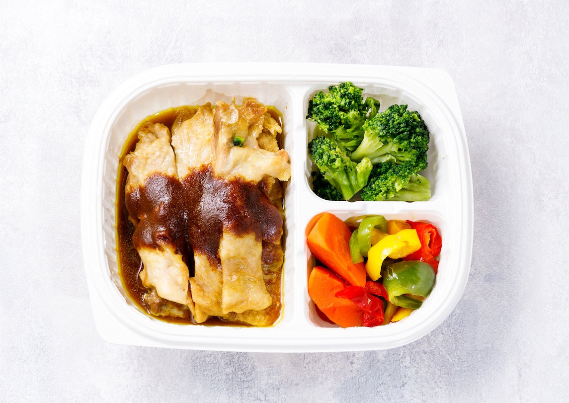 カレーソース鶏もも肉ステーキ