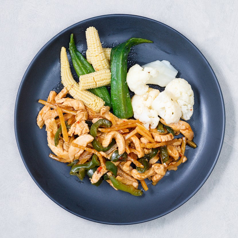 鶏チンジャオロース