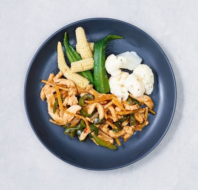 鶏チンジャオロース