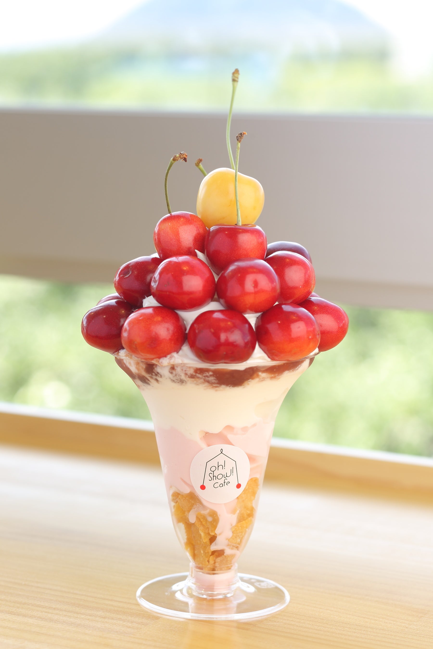 さくらんぼパフェ