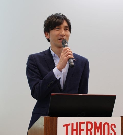 『冬の水分補給に関する調査』について解説する サーモス株式会社  社長室 ブランド戦略課 マネジャー 簑島 久男