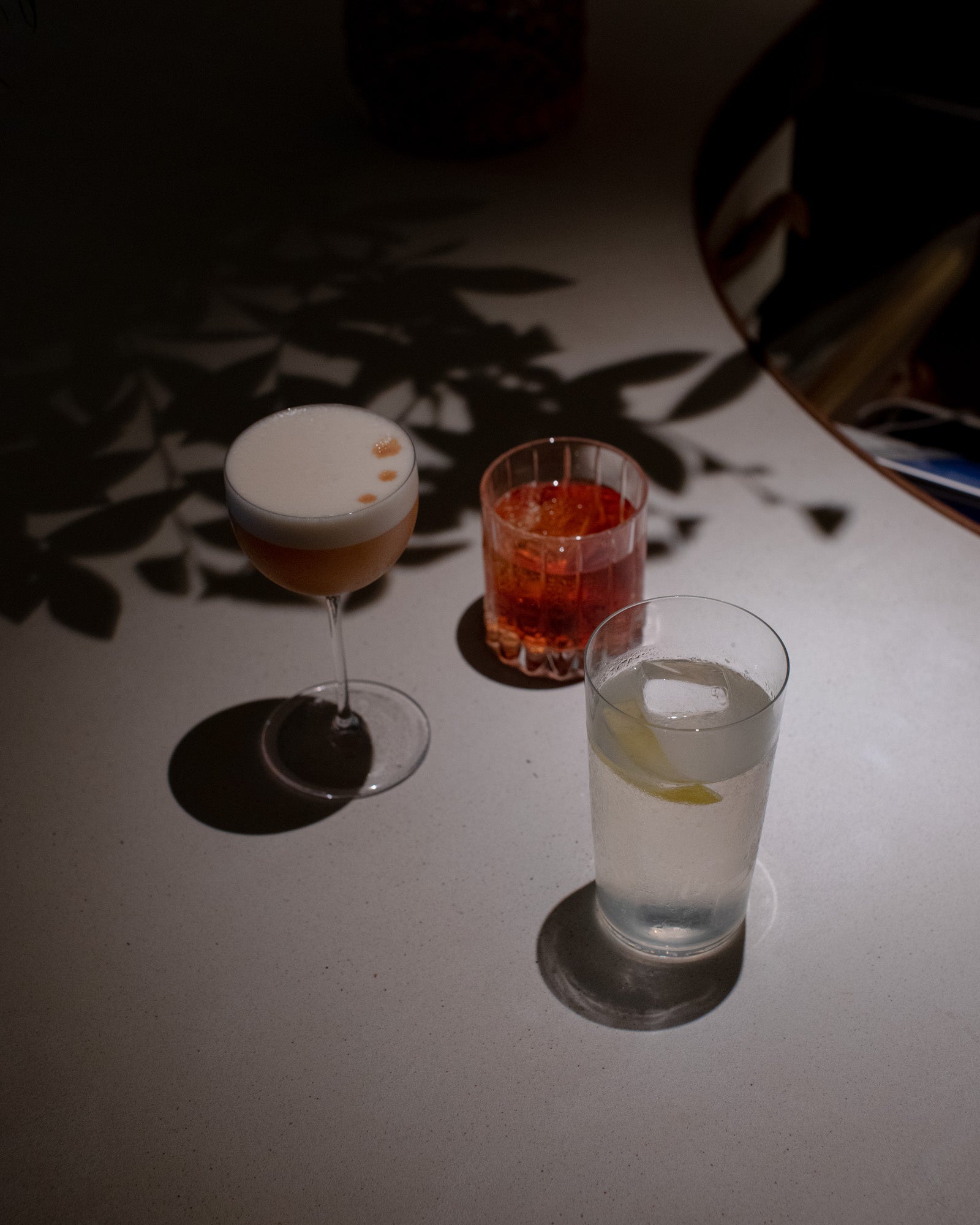 カクテルやワインと共に楽しんでいただける小皿料理は600円から