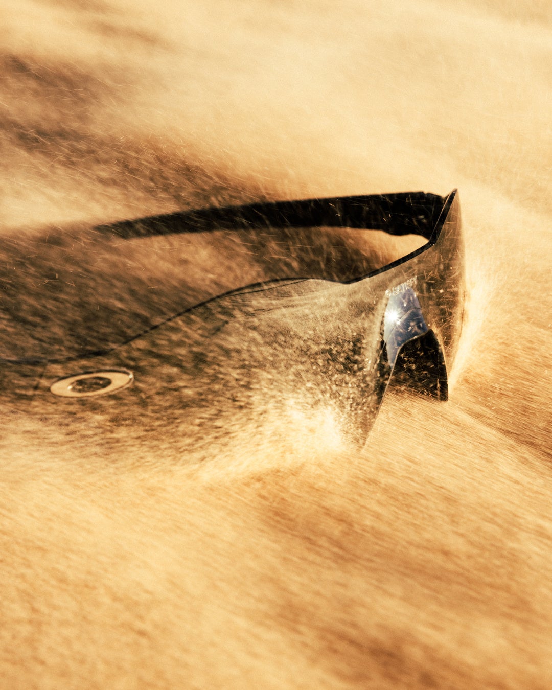 Oakley_SATISFY COLLECTION CAMPAIGN IMAGE