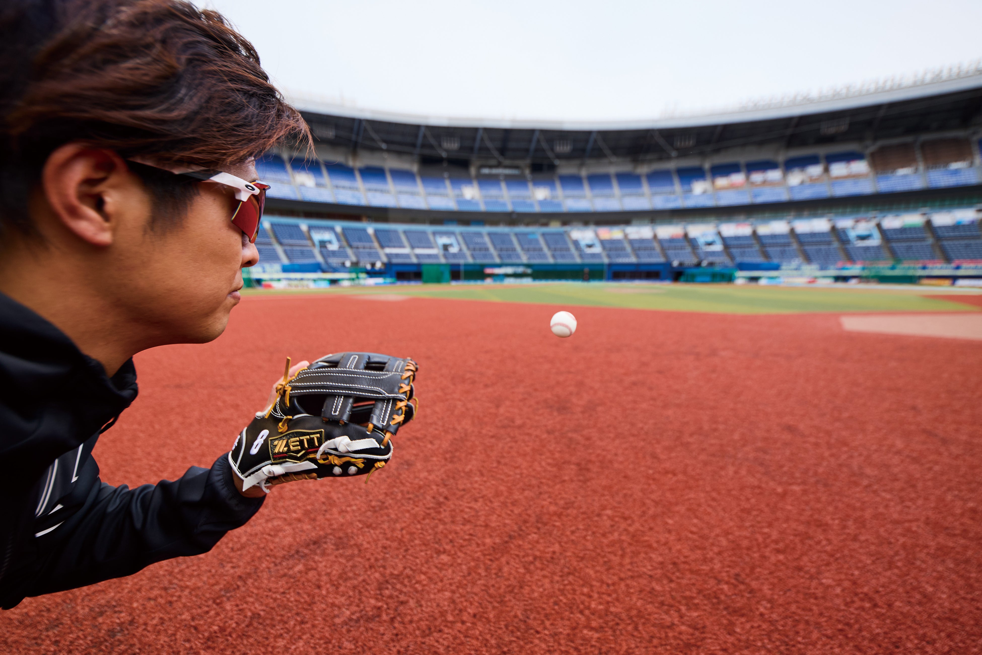 OAKLEY PROTECT YOUR EYES BRAND CAMPAIGN