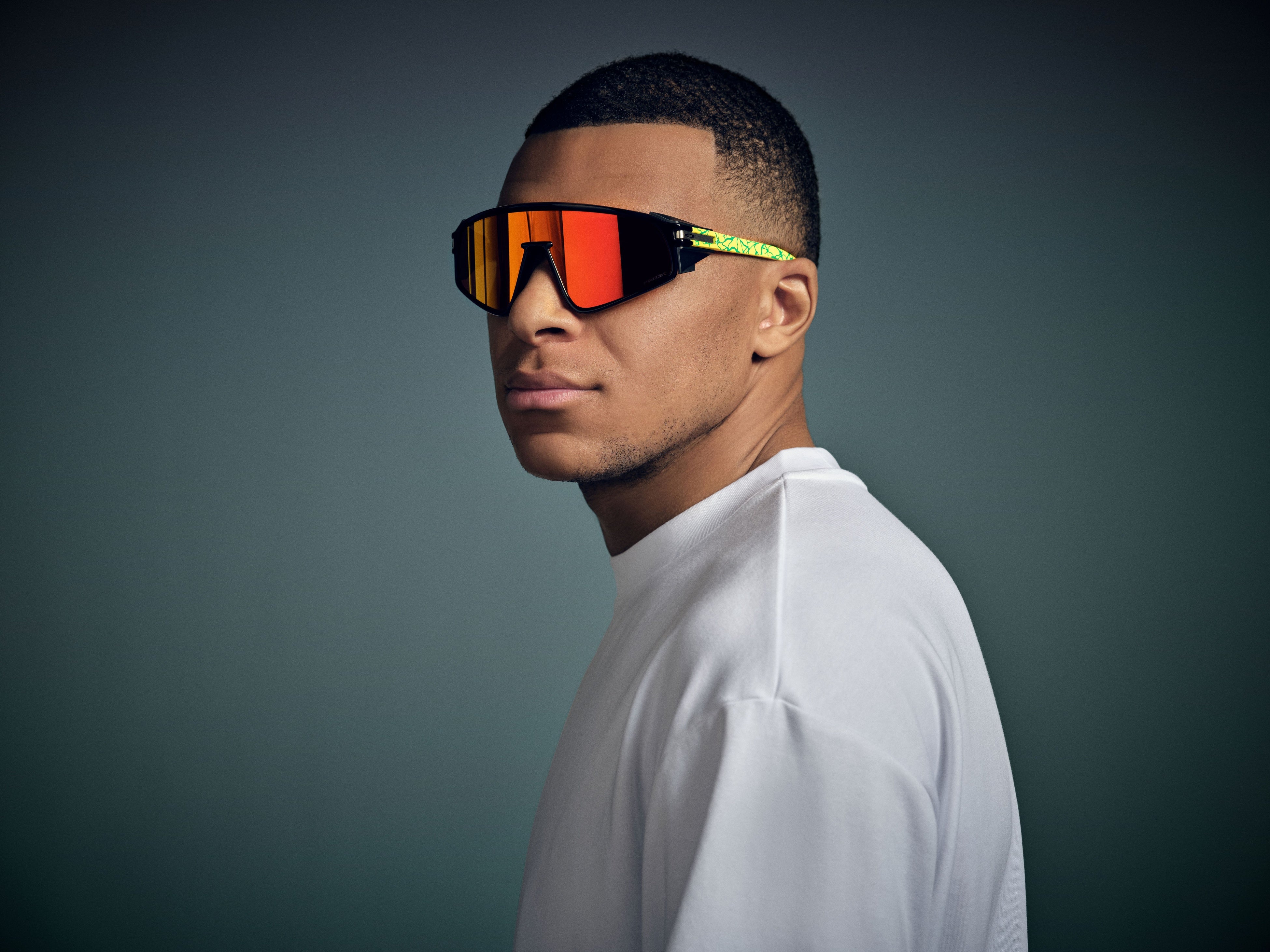 INNER SPARKコレクションを発売: アスリートが内に秘める輝きを